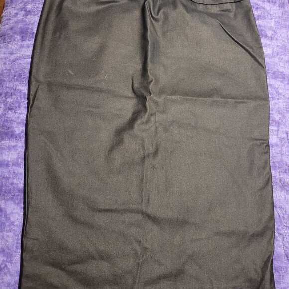 I Love Tyler Madison -Black, Stretchy Midi Pencil Skirt, size Medium - Picture 1 of 4